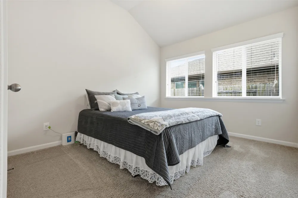 276 Gunnison Way Kyle, TX 78640