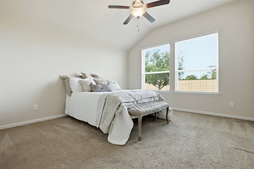 276 Gunnison Way Kyle, TX 78640