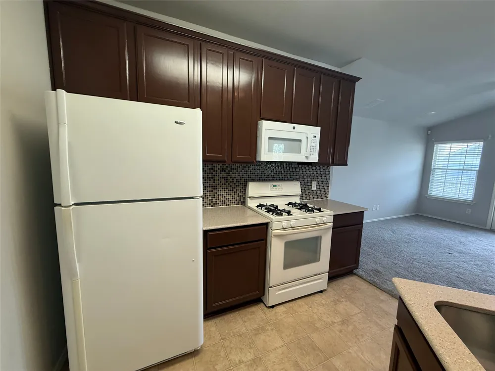 1900 Scofield Ridge Parkway #4701 Austin, TX 78727