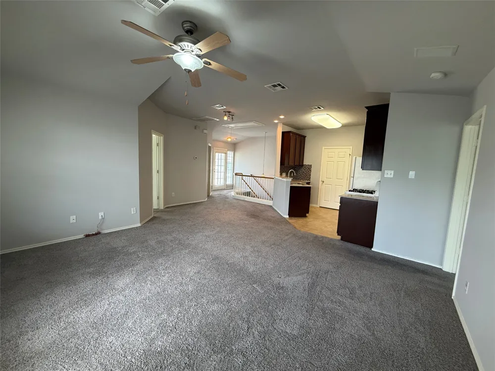 1900 Scofield Ridge Parkway #4701 Austin, TX 78727