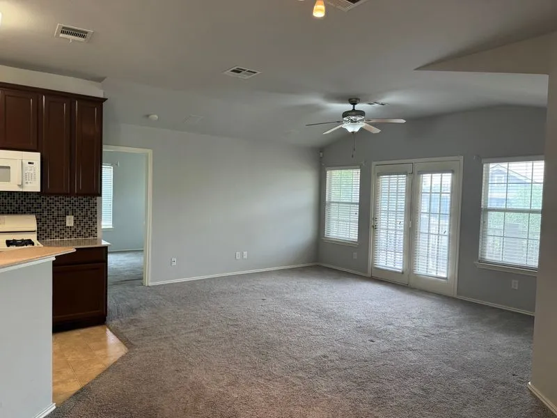 1900 Scofield Ridge Parkway #4701 Austin, TX 78727