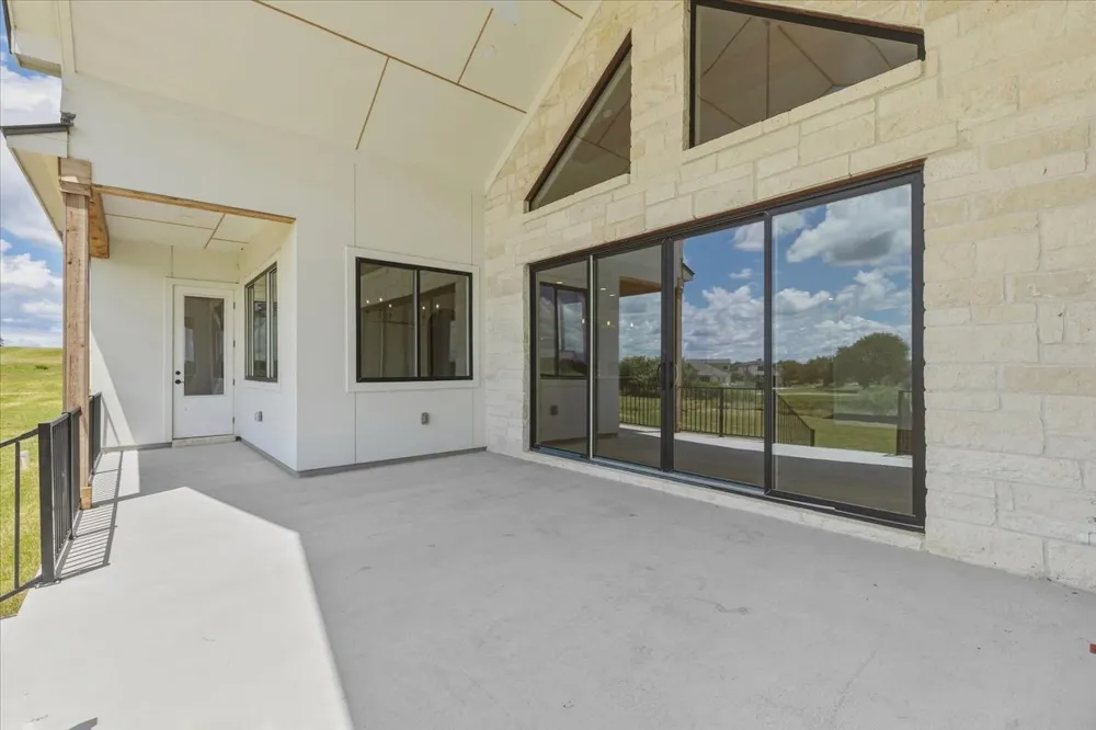 224 Sandia Loop Kingsland, TX 78639