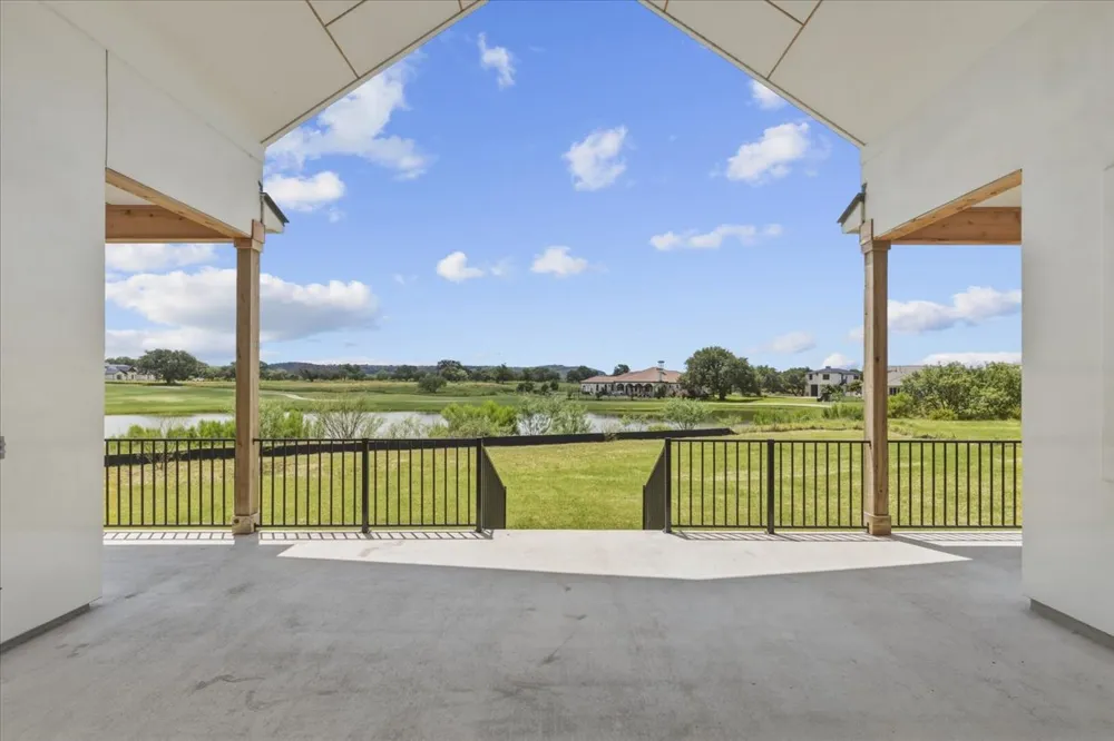 224 Sandia Loop Kingsland, TX 78639