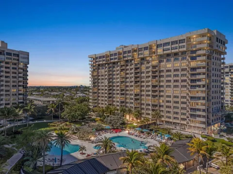 5000 Ocean Boulevard #908