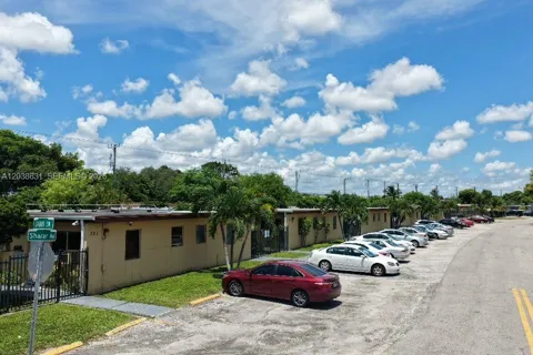 361 Sharar Ave #6
