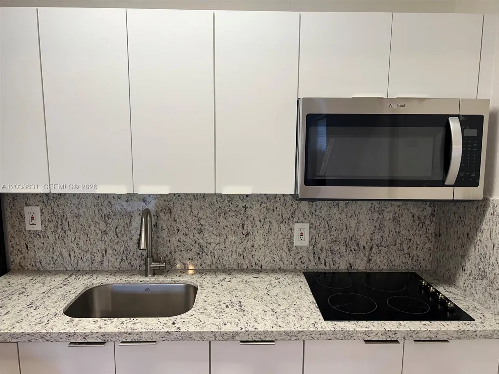 361 Sharar Ave #6 Opa-Locka, FL 33054