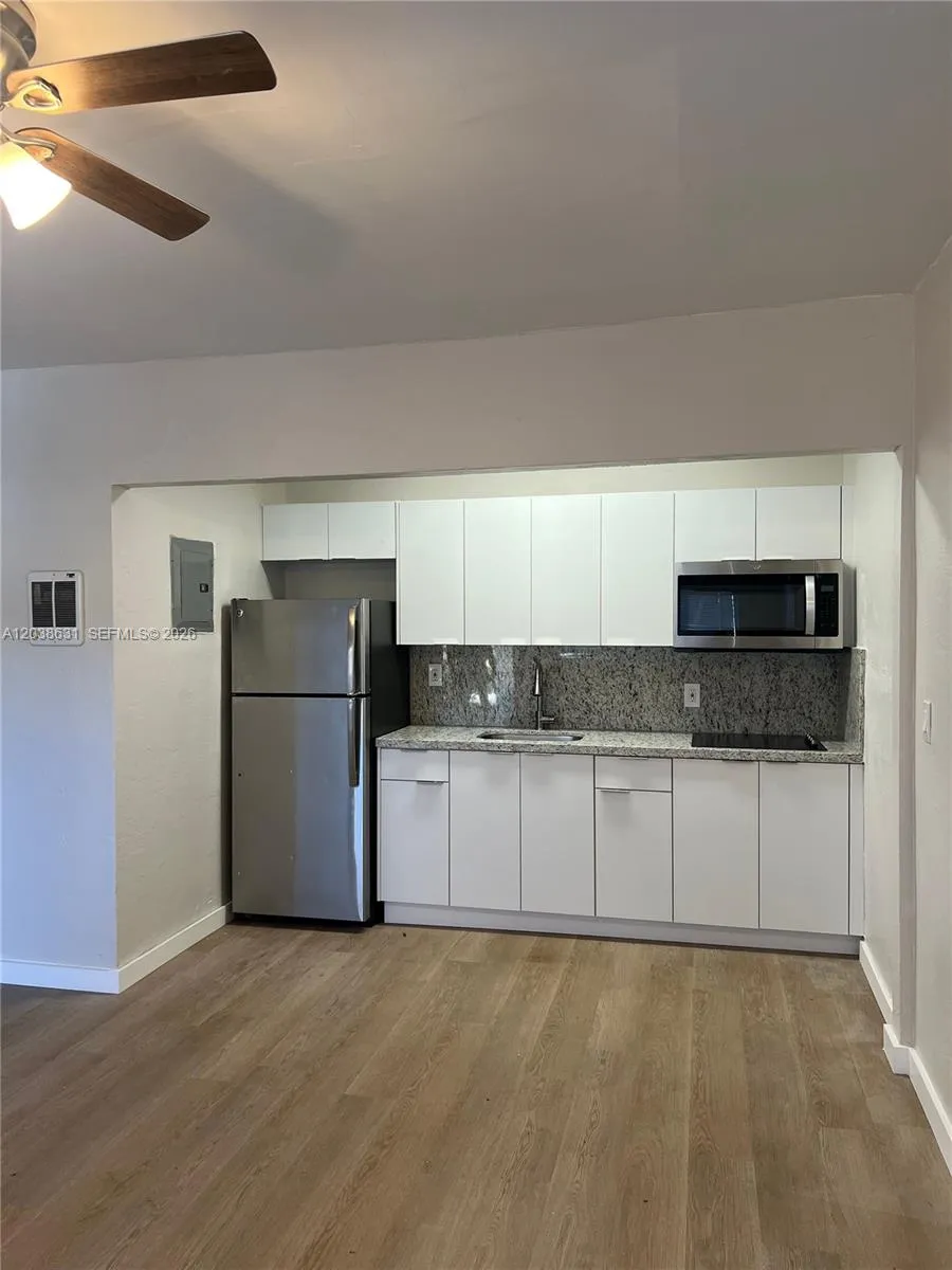 361 Sharar Ave #6 Opa-Locka, FL 33054