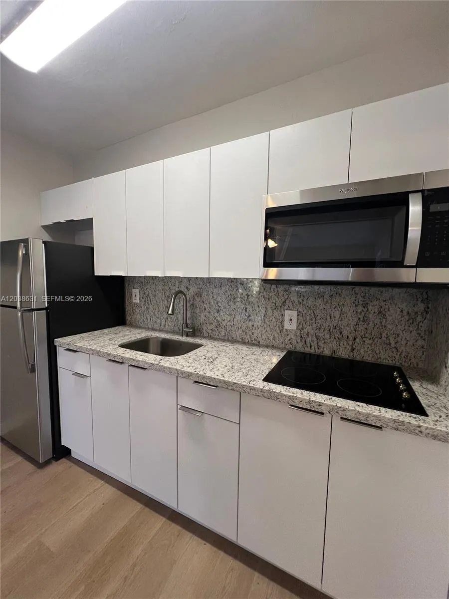 361 Sharar Ave #6 Opa-Locka, FL 33054