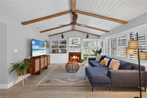 1206 Par View Drive