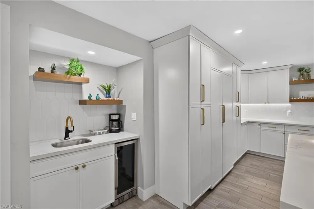1206 Par View Drive Sanibel, FL 33957