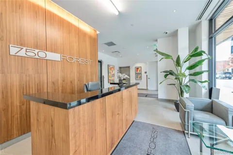 750 FOREST AVE #502