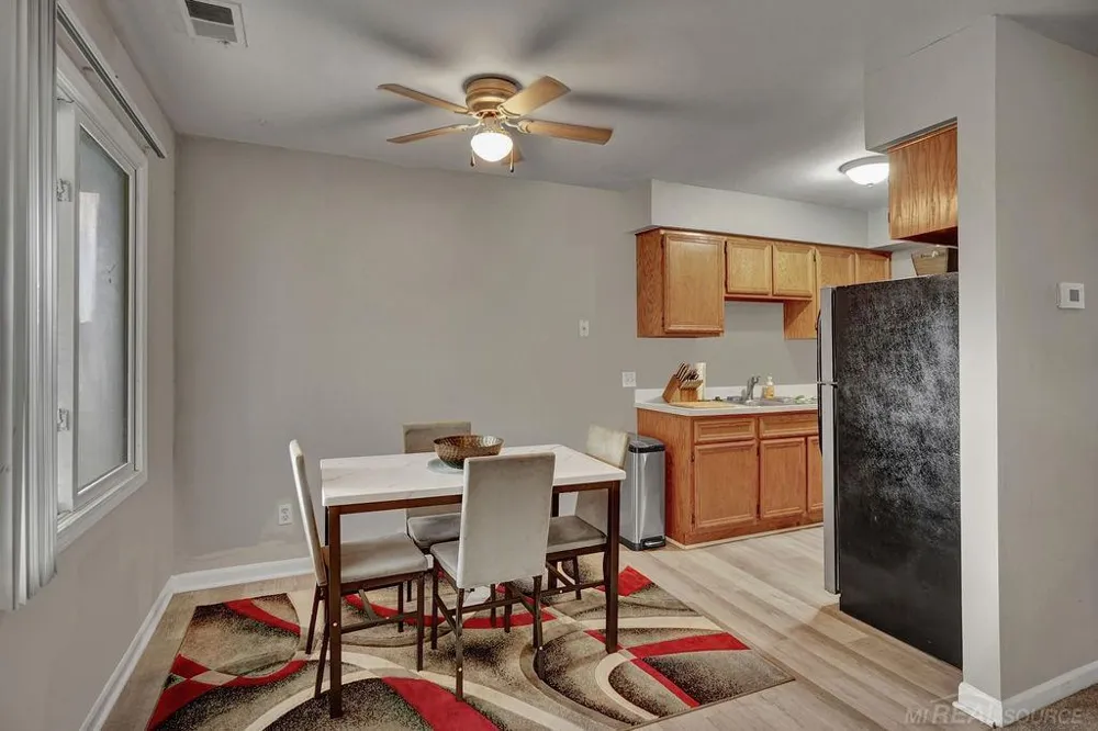 31611 Fraser Drive Fraser City, MI 48026
