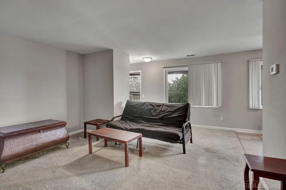 31611 Fraser Drive Fraser City, MI 48026