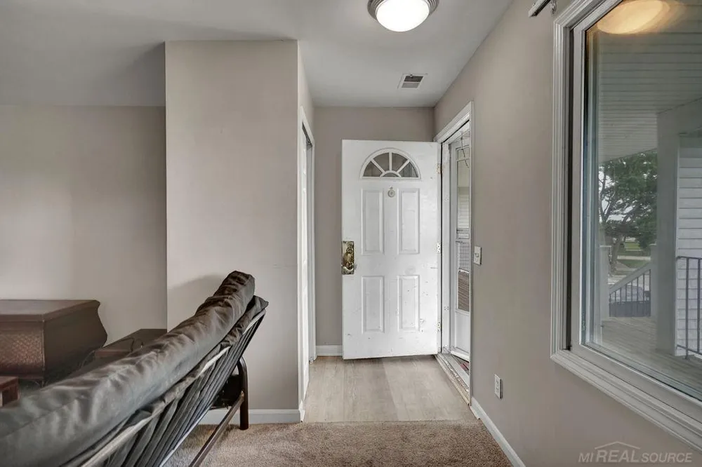31611 Fraser Drive Fraser City, MI 48026