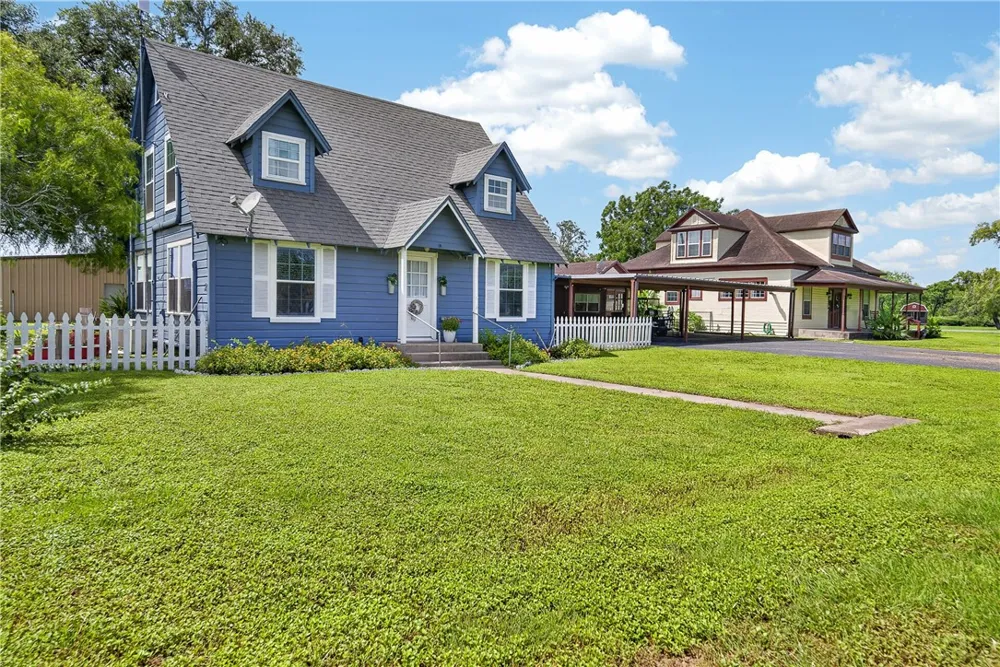 8967 PVT County Rd 485 Mathis, TX 78368