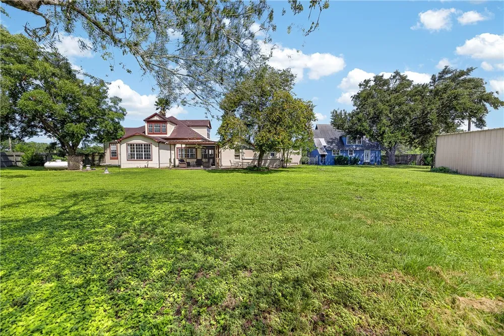 8967 PVT County Rd 485 Mathis, TX 78368