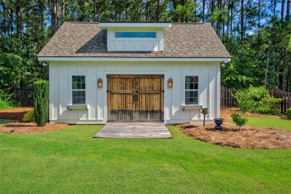 2501 Morningside Way Watkinsville, GA 30677