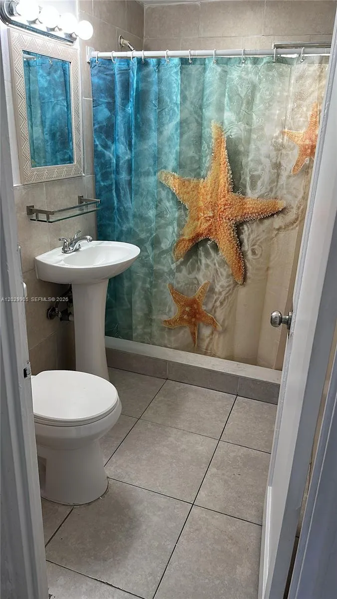 1401 E 8th Ave #n/a Hialeah, FL 33010