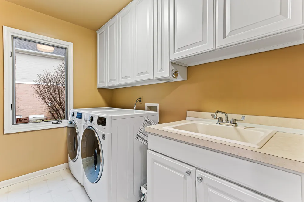 22479 Havergale Street Novi, MI 48374