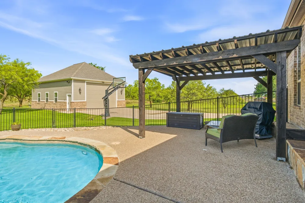 188 Bearclaw Circle Aledo, TX 76008