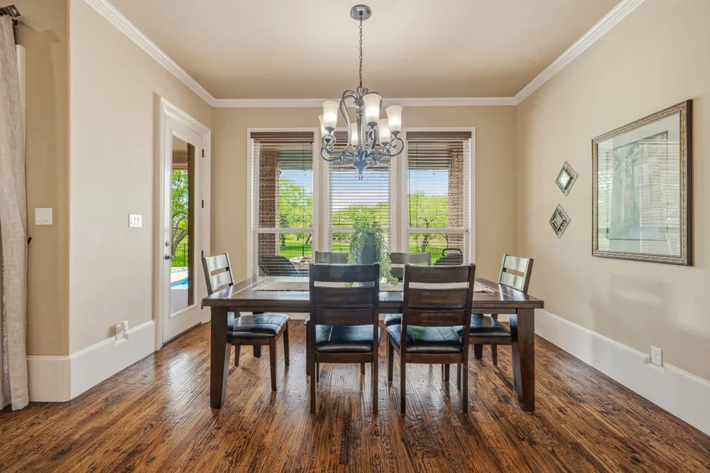 188 Bearclaw Circle Aledo, TX 76008