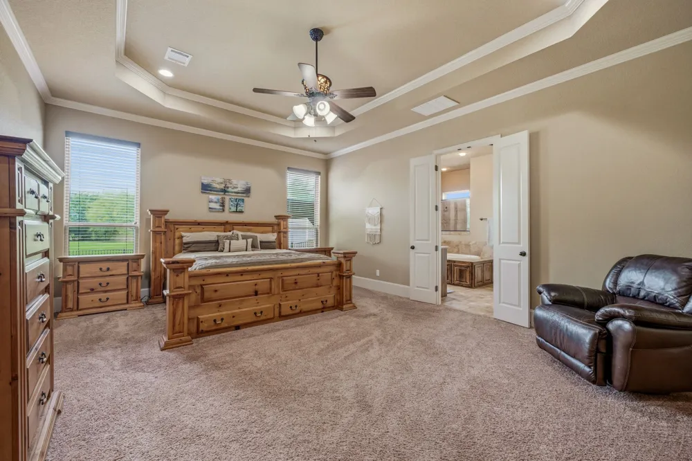 188 Bearclaw Circle Aledo, TX 76008