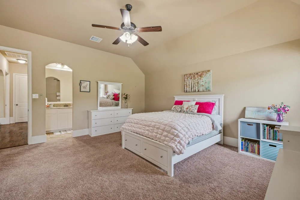 188 Bearclaw Circle Aledo, TX 76008