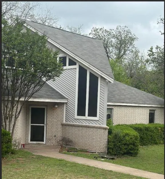 6 Creekwood Trail Bowie, TX 76230