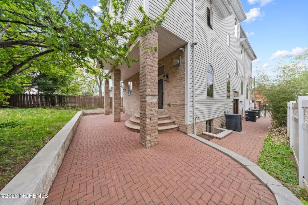 6971 Summit Road Elizabeth, NJ 07208