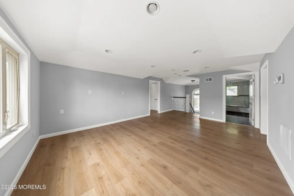 6971 Summit Road Elizabeth, NJ 07208