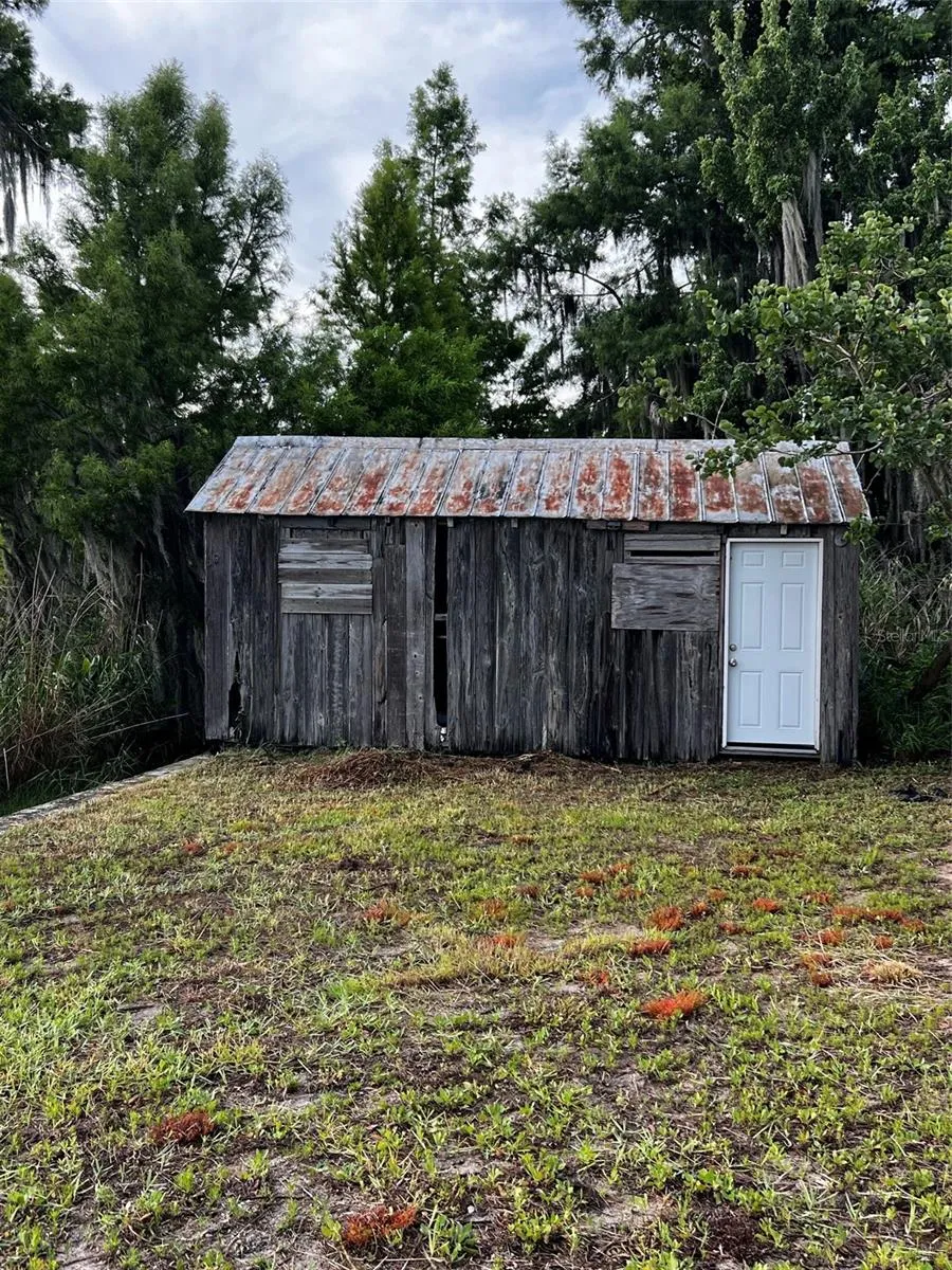 12703 CR-48 Astatula, FL 34705
