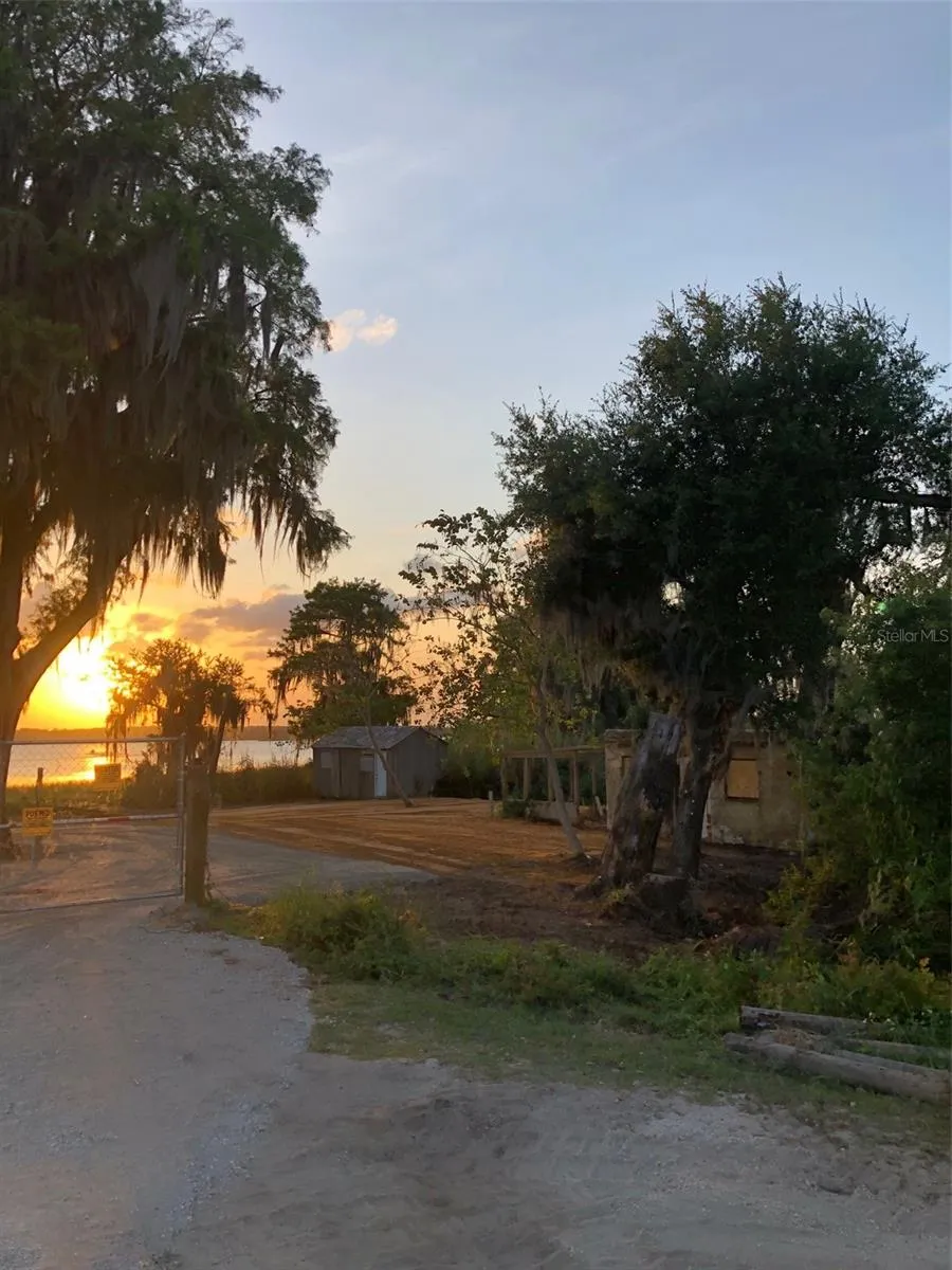 12703 CR-48 Astatula, FL 34705