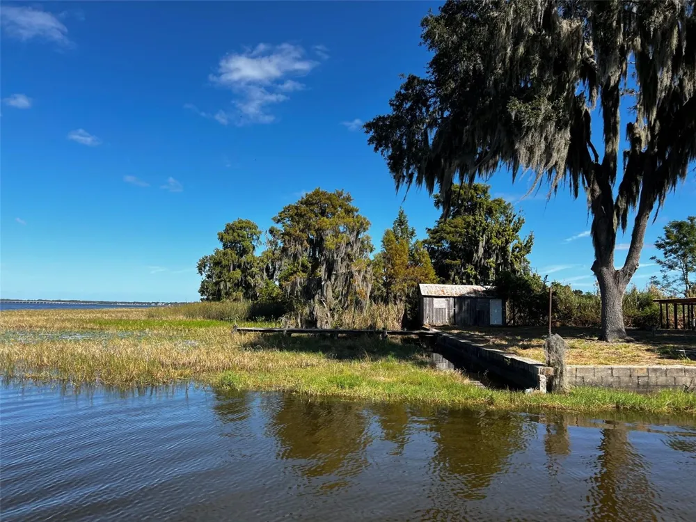 12703 CR-48 Astatula, FL 34705
