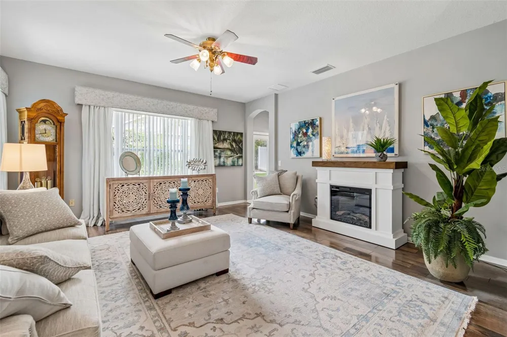 2005 WEXFORD GREEN DRIVE Valrico, FL 33594