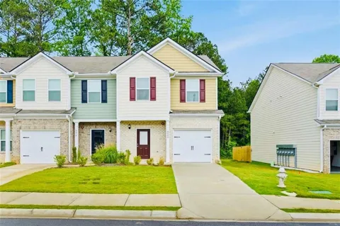 8684 Lakeview Commons #48