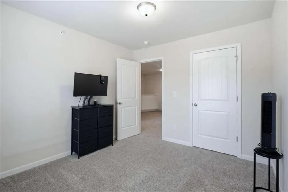 8684 Lakeview Commons #48 Jonesboro, GA 30238