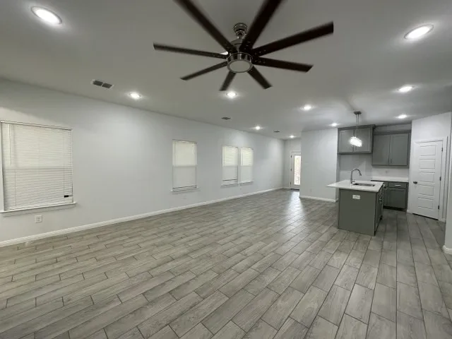917 E Maddox Avenue Fort Worth, TX 76104