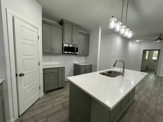 917 E Maddox Avenue Fort Worth, TX 76104
