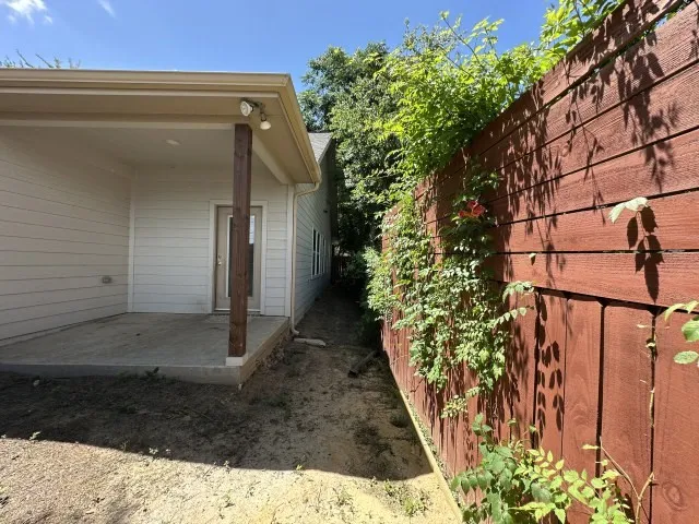 917 E Maddox Avenue Fort Worth, TX 76104
