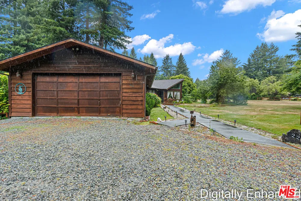 220 Malvin Murphy Lane Crescent City, CA 95531