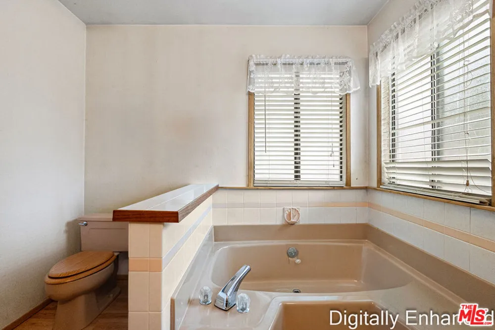 220 Malvin Murphy Lane Crescent City, CA 95531