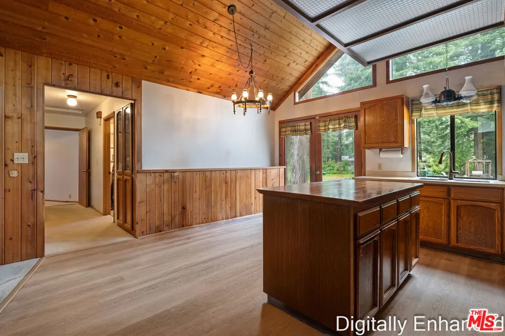 220 Malvin Murphy Lane Crescent City, CA 95531