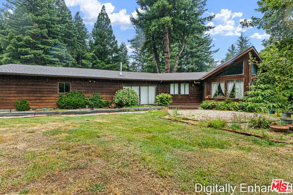 220 Malvin Murphy Lane Crescent City, CA 95531