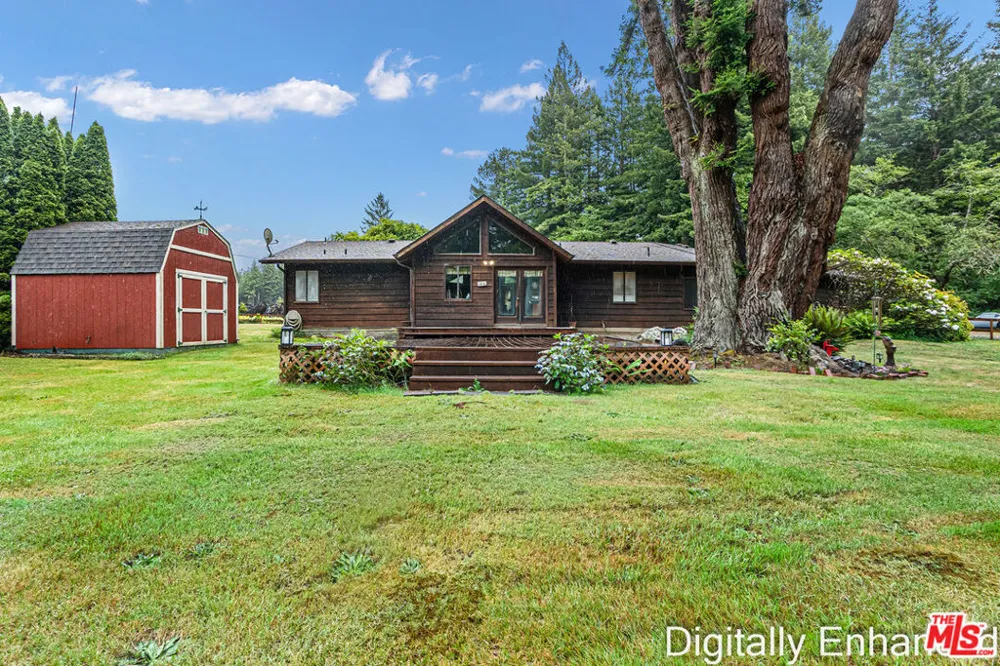220 Malvin Murphy Lane Crescent City, CA 95531