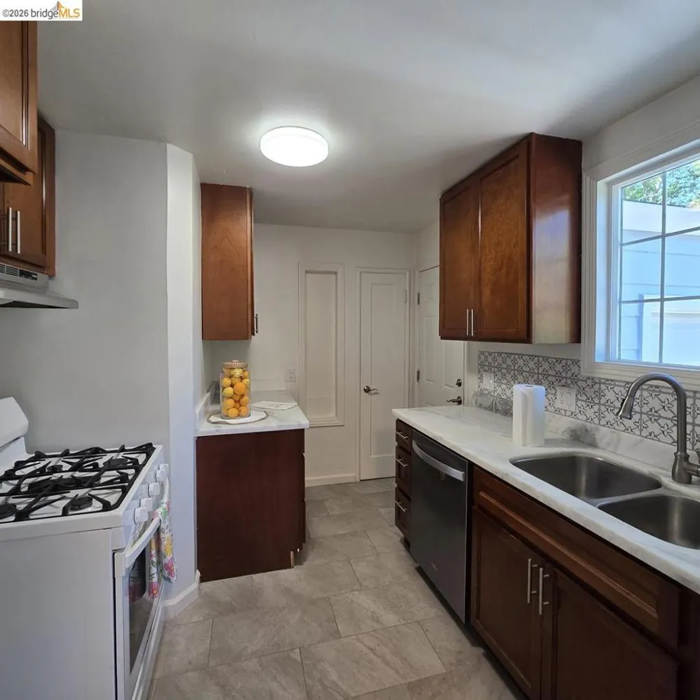 241 Humboldt ST San Rafael, CA 94901