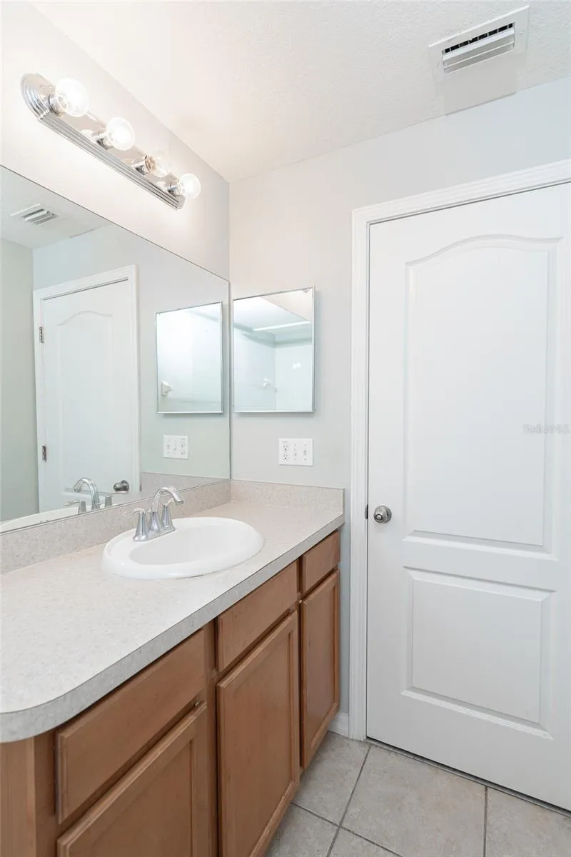 10928 KEYS GATE DR Riverview, FL 33579