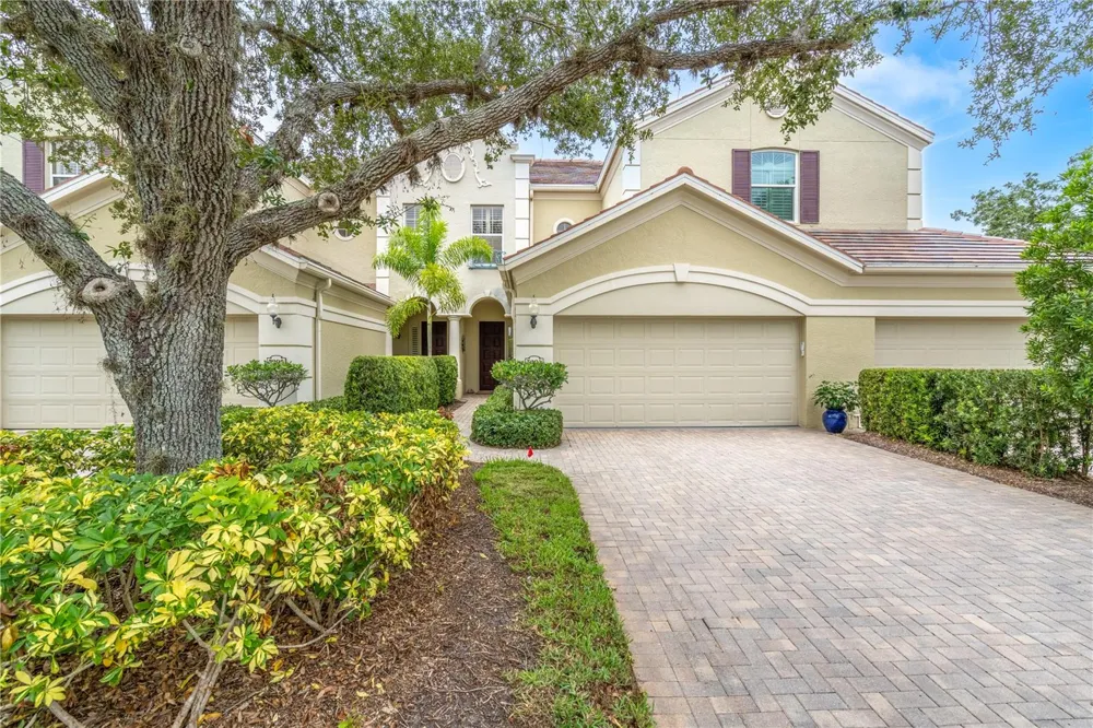 5204 BOUCHARD CIRCLE #102 Sarasota, FL 34238