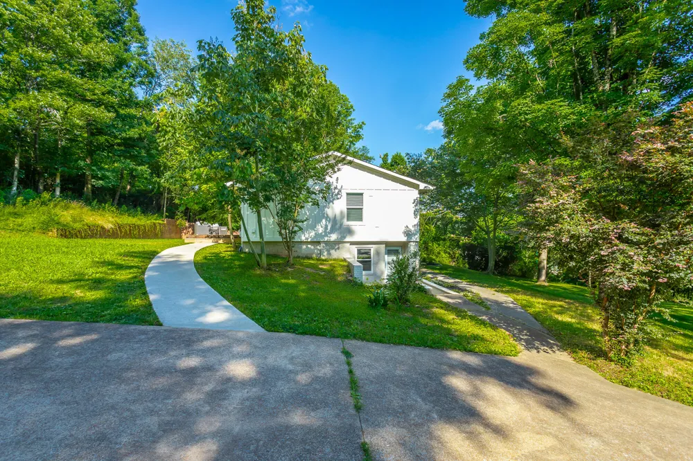 242 Hays Hollow Road Flintstone, GA 30725