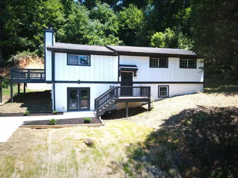 4802 Alpine Drive