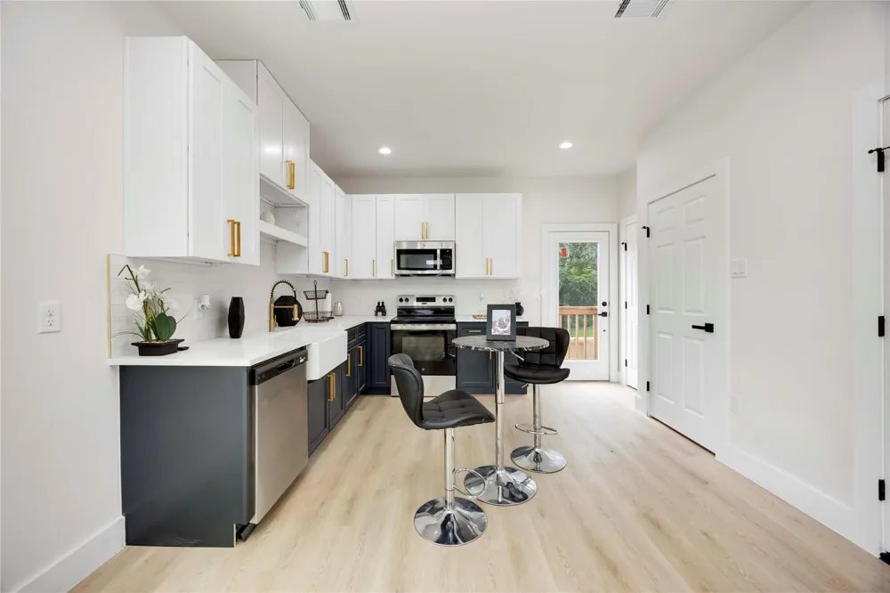 3108 Lee Street Houston, TX 77026
